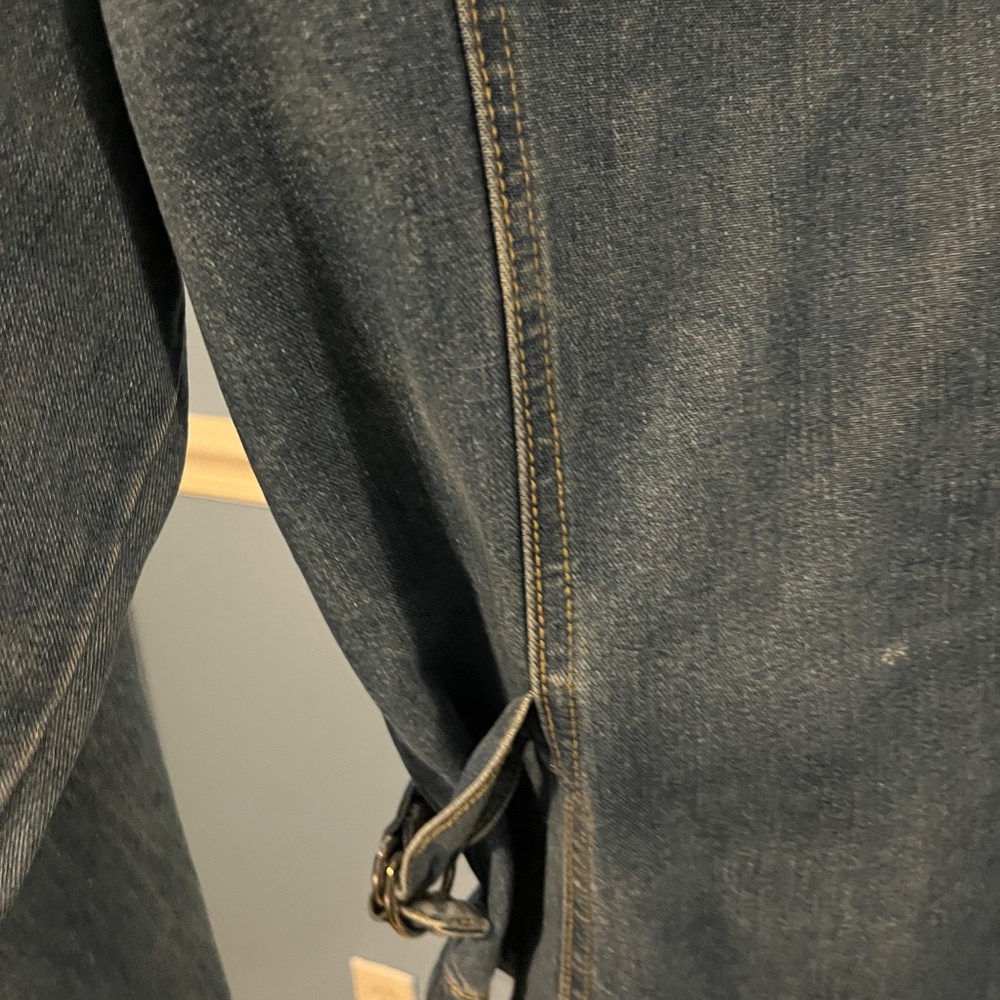 Lightweight denim zip up jacket - Picture 2 of 8